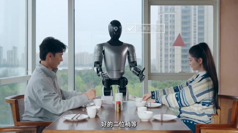 从工厂到商场 魔法原子人形机器人的小麦应用之路持续拓宽